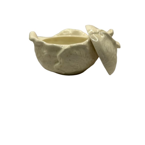 Cabbage Serving bowl with Lid and plate - Picture 5 of 11